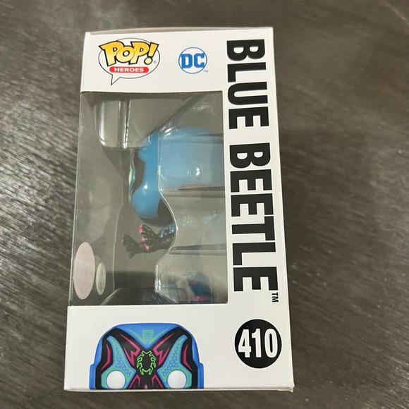 FUNKO POP! Dia de Los Blue Beetle • DC SUPER HEROES • BLUE BEETLE #410 - Picture 3 of 7